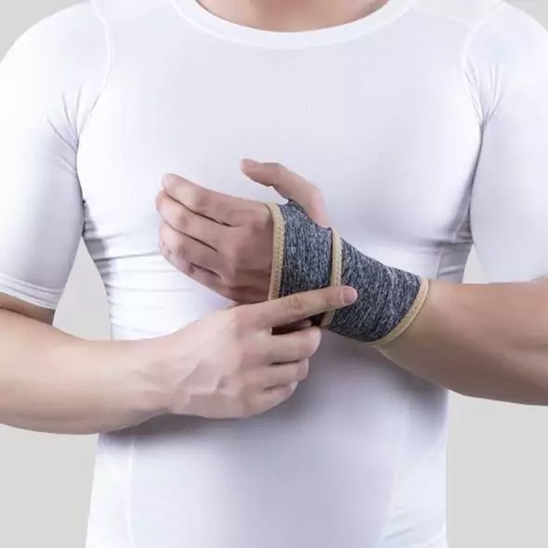 حمایت‌کننده نئوپرنی مچ دست پاک سمن حرفه‌ای